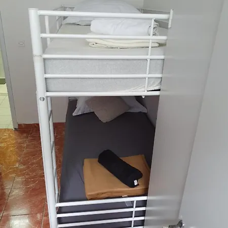 Hostel Gest House Emilio